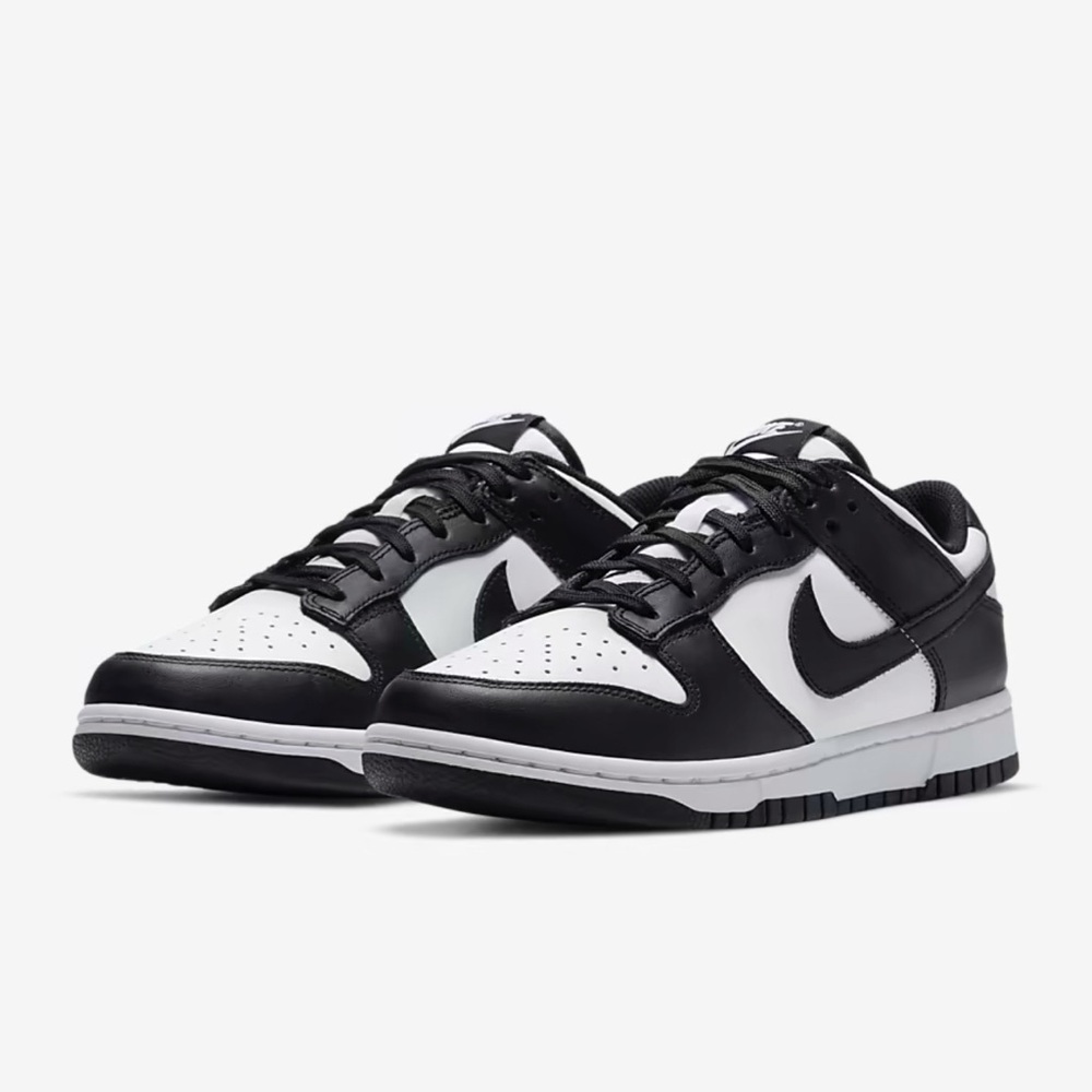 Nike Panda Dunks Low
